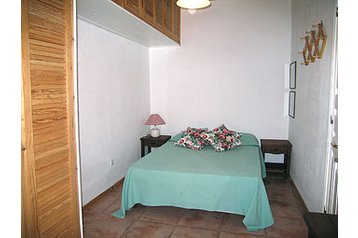 Grèce Privát Hydra, Extérieur